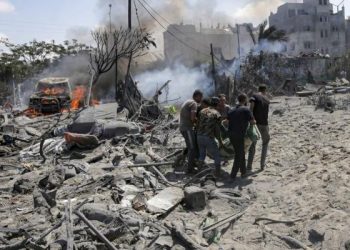 بعد 18 يومًا على وقف إطلاق النار: جيش الاحتلال يهدد بتوسيع سيطرته داخل غزة