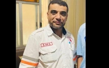 عائلة “خفاجة” تعلن فقدان الاتصال بابنها المسعف وتتهم الاحتلال