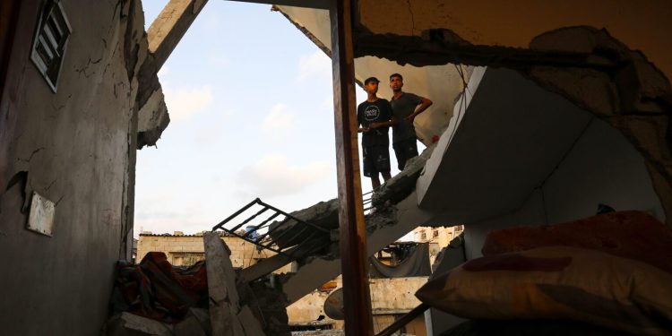 Israeli attacks on Gaza continue