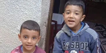 “إسرائيل” تقر بقتل طفلين شمال غزة و”إكس” يكذّب رواية الاحتلال 1 “إسرائيل” تقر بقتل طفلين شمال غزة و”إكس” يكذّب رواية الاحتلال