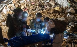 بالصور : “الشاباك” يكشف معلومات جديدة أدت إلى العثور على جثة غويلي 96 في غزة