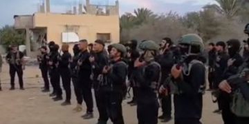 وول ستريت تكشف دعم إسرائيل لمليشيات جديدة بغزة ضد حماس