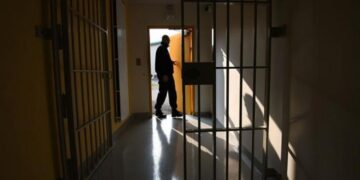 نحو 9500 أسير يقضون رمضان بظروف بالغة القسوة