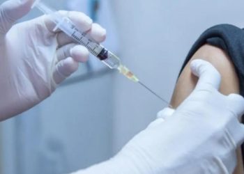 الصحة بغزة تعلن بدء التطعيم ضد فيروس الأنفلونزا الموسمية