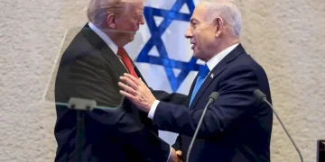 الاحتلال يخشى التفريط بمصالحه في غزة بسبب الضغوط الأمريكية