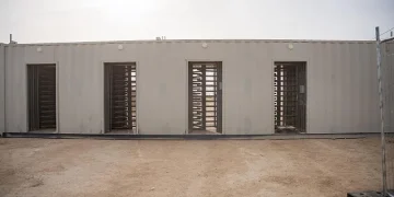 الجيش الإسرائيلي يعلن استكماله بالأيام الماضية إنشاء “مجمّع تفتيش” للمارّين من معبر رفح