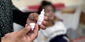 صحيفة أمريكية: “إسرائيل” تمنع إدخال حتى أدوية زكام الأطفال لغزة