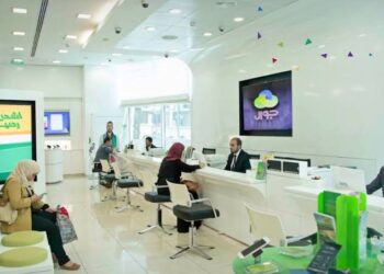 بالشراكة مع جوال.. إطلاق امتحان “التوجيهي” إلكترونياً لأول مرة في مدارس الضفة