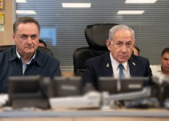 هآرتس: نتنياهو وكاتس يترقبان سيناريو مواجهة مع الأمن الفلسطيني